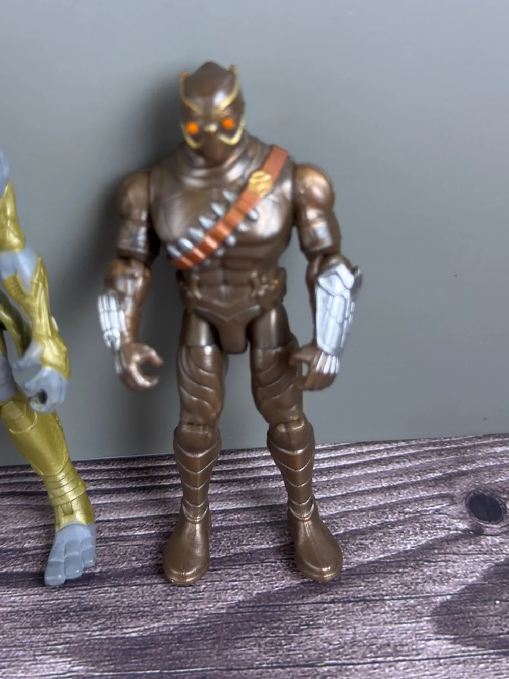 Marvel Thor Chitauri DC Talon 4” Action Figure Lot 3pcs